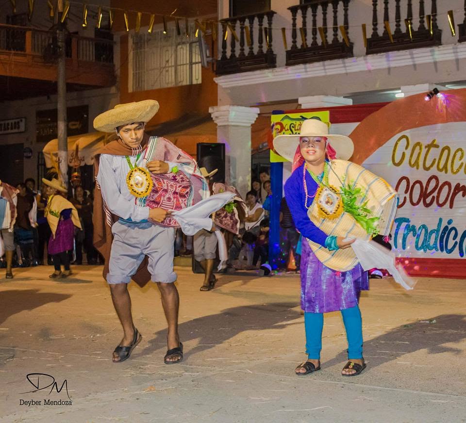 Festival de danzas en Catacaos