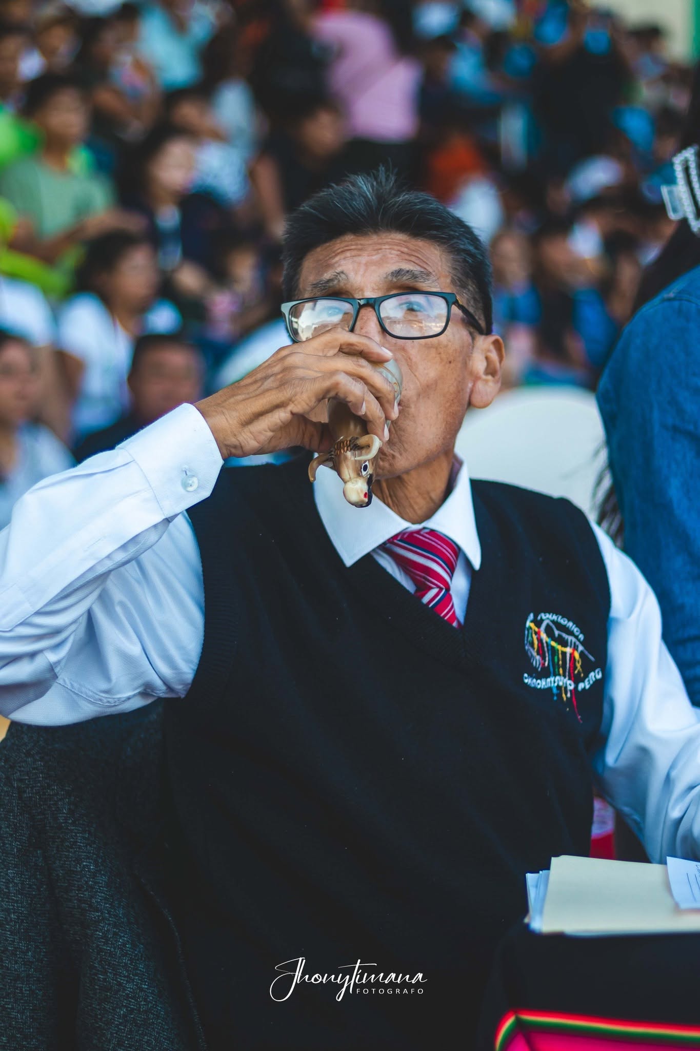 Nombre del jurado